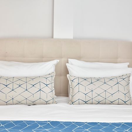La Maltese Oia Luxury Suites Exterior foto